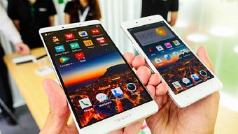 smartphone, samsung, smartphone samsung, dien thoai android trung quoc, dien thoai android 2 sim 2 song, dien thoai android tot nhat hien nay, gia dien thoai android, dien thoai android viettel, dien thoai nokia android, dien thoai android pin trau