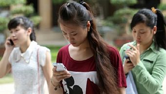 apple, android, ios, nokia, vinaphone, mobifone, viettel, samsung, nguoi su dung, nha mang, nguoi tieu dung, nha mang vien thong