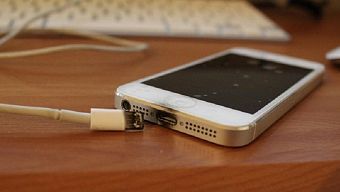 smartphone 2015, pin dien thoai, pin smartphone, sac smartphone, sac dien thoai, sạc rởm