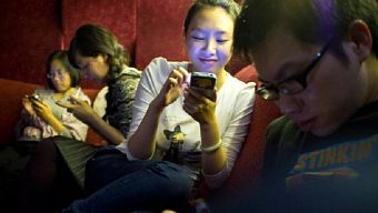 android, ios, smartphone 2015, smartphone android, smartphone ios, vnreviewvn, vnreview, vnreview vn, vnreview lumia 730, vnreview iphone 6, vnreview facebook, vnreview lumia 535, vnreview rss, vnreview sony m2, tin tức vnreview, kênh vnreview, tin công nghệ vnreview, vnreview công nghê, vnreview điện thoại, vnreview iphone 5s