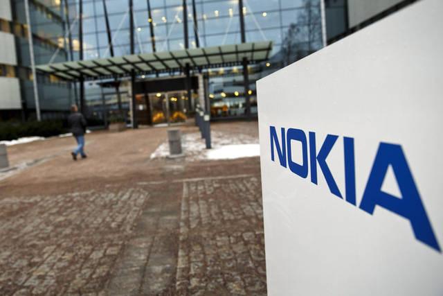 9 chiếc &quot;cục gạch&quot;  Nokia vẫn bán chạy tại Việt Nam
