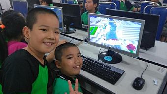 minecraft, top game hot 2018, game minecraft, trò chơi trực tuyến minecraft, minecraft được đưa vào giảng dạy, tiểu học dạy minecraft, minecraft  ứng dụng vào giáo dục, minecraft dạy ở việt nam