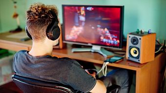 game mobile, game ios, game android, video game, game pc/console, nghiện chơi game, who