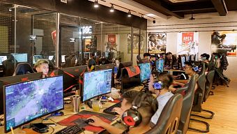 quán net, gamehome, cyber game, gamehome golden palace mễ trì, quán game khủng