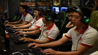 đế chế, esport, aoe, esports, age of empires, thần đồng chim sẻ đi nắng, thần đồng aoe, esports việt nam, thần đồng aoe việt nam, aoe solo, đế chế việt nam, aoe việt, hehe aoe, showmatch đỉnh cao, showmatch aoe, chim sẻ vs hehe, solo random aoe