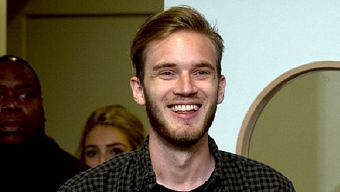 pewdiepie, streamer, youtuber, youtuber pewdiepie, ông hoàng youtube, ông hoàng youtube pewdiepie, streamer pewdiepie, ông hoàng pewdiepie, thu nhập của pewdiepie