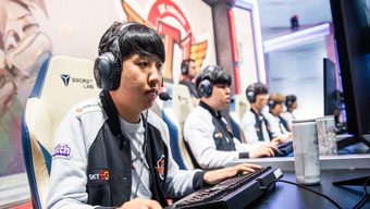 liên minh huyền thoại, skt, lck, sk telecom t1, giải thế giới, fpx, top lane, funplus phoenix, nhà vô địch, khan, cựu ngôi sao skt, nhà vô địch hàn quốc, giải vô địch thê giới, đội tuyển huyền thoại, lpl 2020, gia nhập fpx, ký hợp đồng