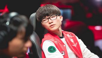 game thủ, liên minh huyền thoại, lmht, faker lmht, faker, jump king, siêu sao liên minh huyền thoại, game jump king, faker chơi jump king, faker và jump king, faker t1, faker jump king, chơi jump king
