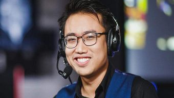 liên minh huyền thoại, lmht, livestream, blv, vcs, người hâm mộ, covid-19, blv hoàng luân, hoàng luân, blv lmht, hoàng luân tự cách ly, blv lmht nổi tiếng, blv kỳ cựu, lmht hoàng luân, hoàng luân tiếp xúc f4