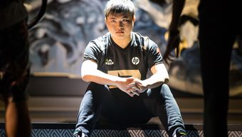 game thủ, liên minh huyền thoại, lmht, game thủ chuyên nghiệp, comeback, giải nghệ, đấu trường chuyên nghiệp, uzi, siêu xạ thủ, uzi giải nghệ, uzi comeback, uzi trở lại thi đấu, siêu xạ thủ uzi, xạ thủ uzi, game thủ uzi, tuyển thủ uzi