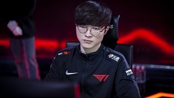 moba, lol, league of legends, liên minh huyền thoại, lmht, esports, game thủ pro, faker, lck, tuyển thủ chuyên nghiệp, game esports, quỷ vương faker, moba 2020, lck 2020, game esports 2020, t1 faker, esports 2020, t1 clozer, t1 esports, drx