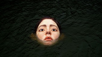 creepy, cô gái chìm, biến đổi khí hậu, bảo vệ môi trường, tượng siêu thực